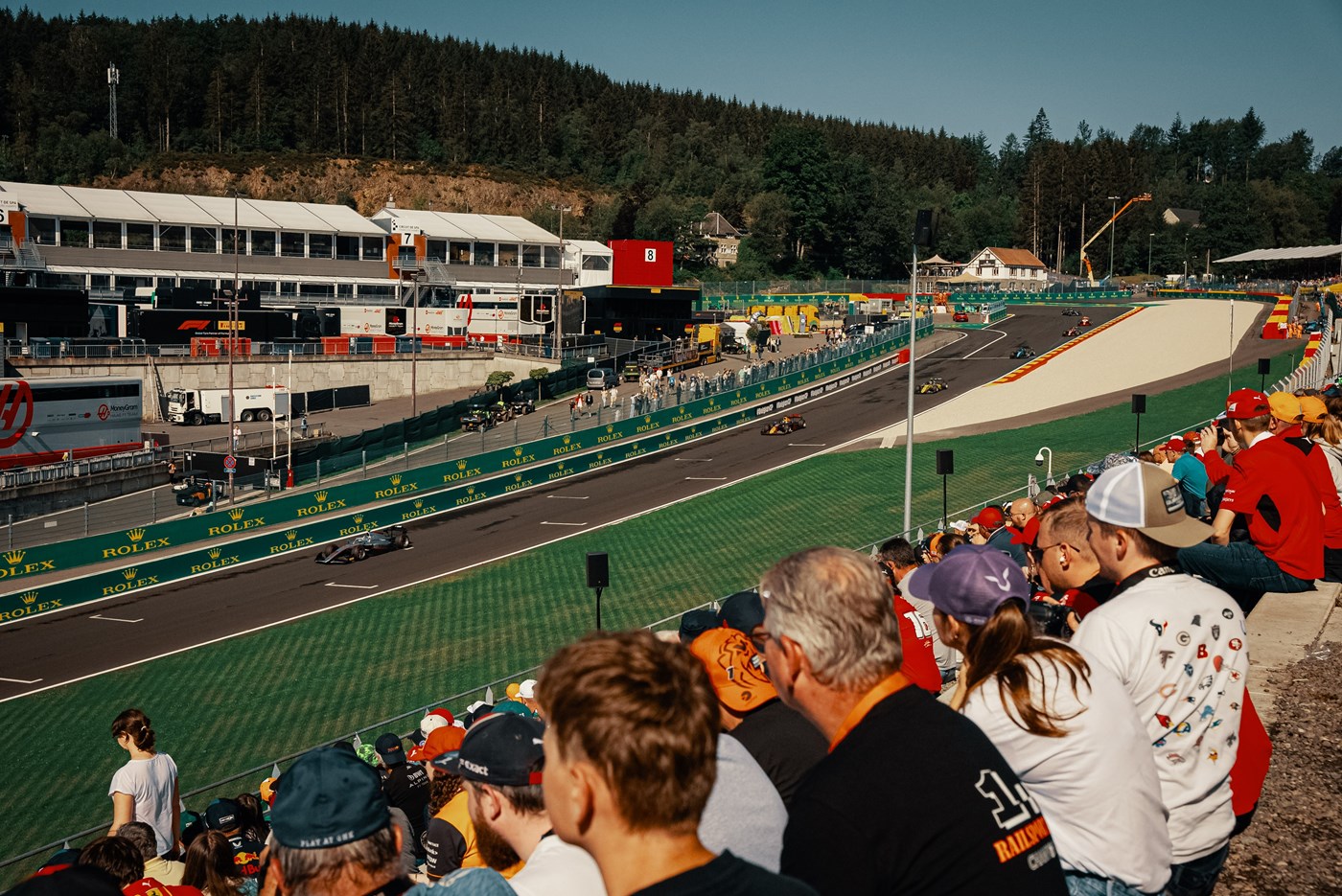 SPA_GP_TRIBUNE_SAMEDI-18